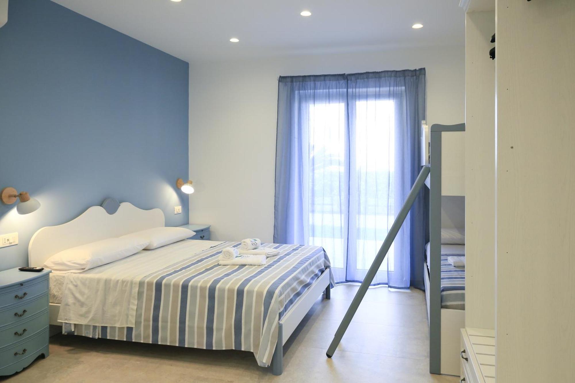Villa Del Gaudio Rooms & Apartments Castellammare di Stabia Exterior foto