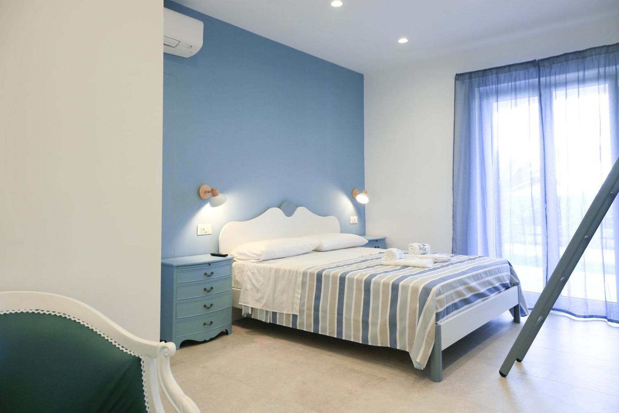 Villa Del Gaudio Rooms & Apartments Castellammare di Stabia Exterior foto