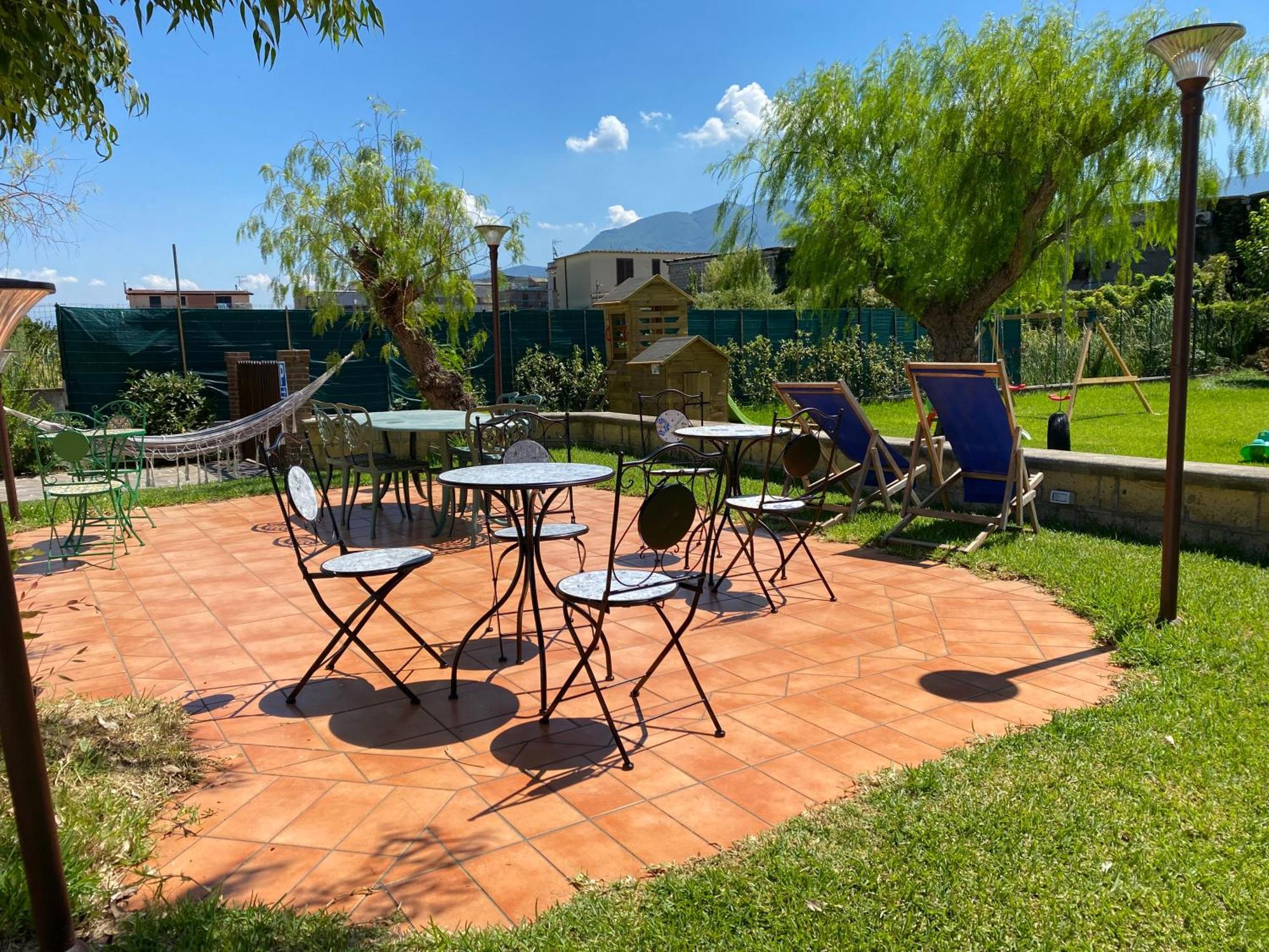 Villa Del Gaudio Rooms & Apartments Castellammare di Stabia Exterior foto